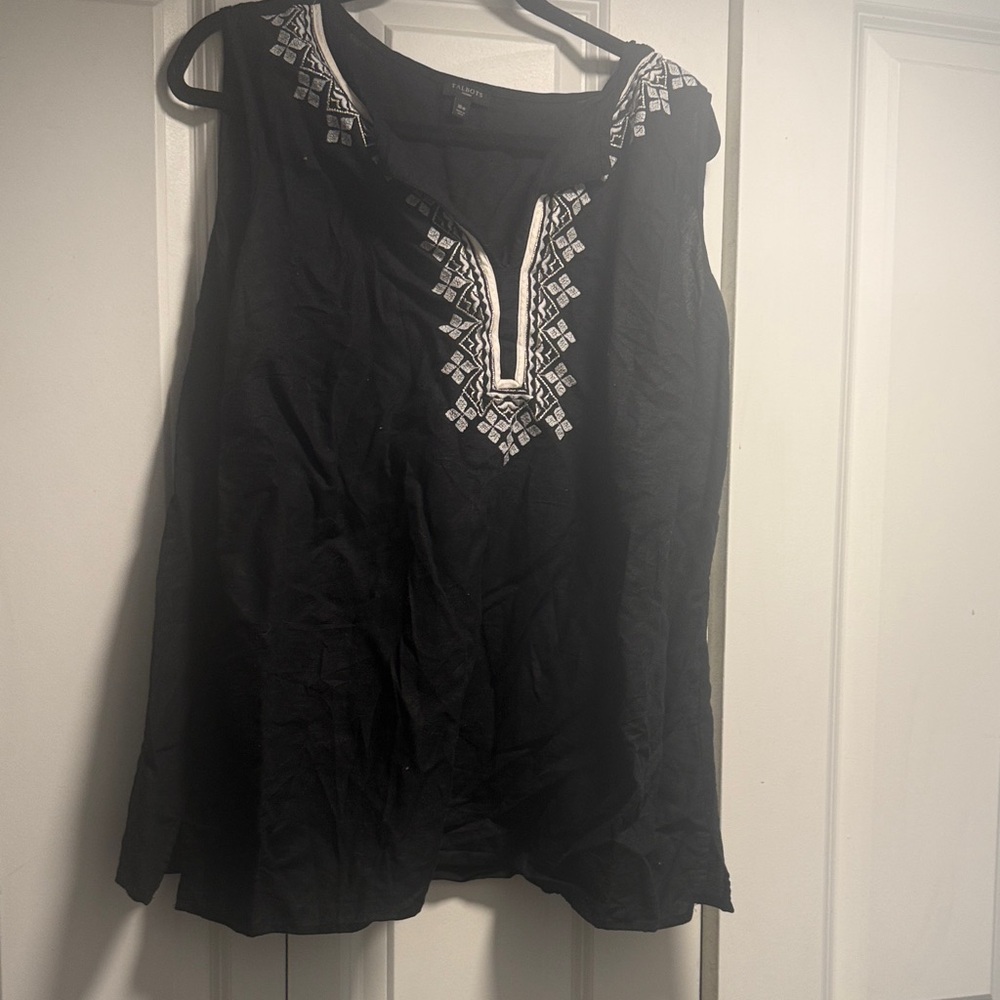 Talbots Black Sleeveless Blouse with White Embroidery Size 16W